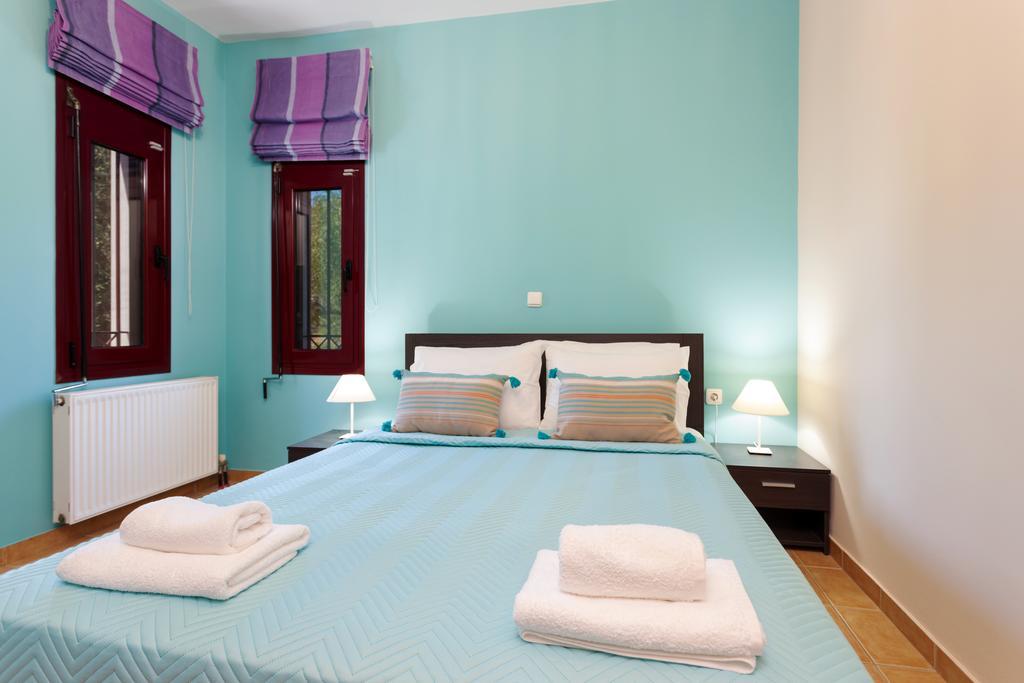Evalexia Villa - Luxury Villa With Private Pool Near Laganas Perfect For Groups By Villa Mana Gers Kalamákion 外观 照片