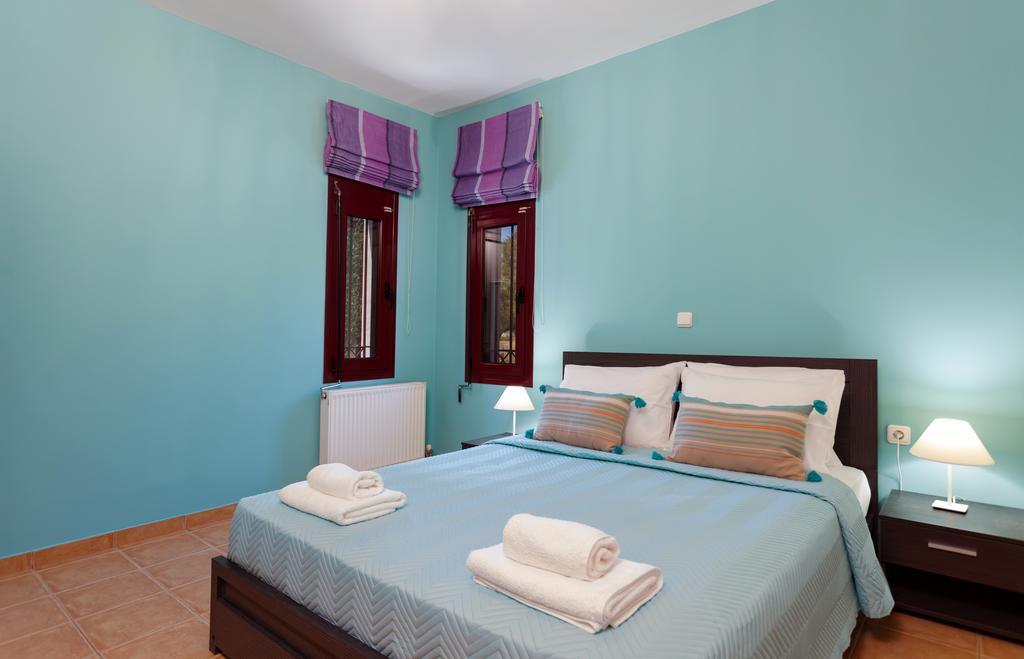Evalexia Villa - Luxury Villa With Private Pool Near Laganas Perfect For Groups By Villa Mana Gers Kalamákion 外观 照片