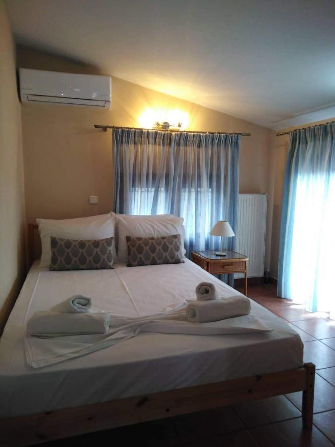 Evalexia Villa - Luxury Villa With Private Pool Near Laganas Perfect For Groups By Villa Mana Gers Kalamákion 外观 照片
